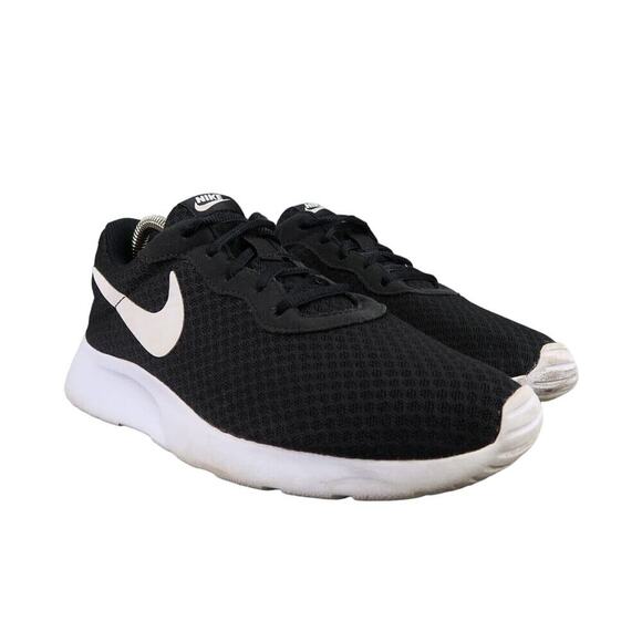 Nike Shoes Womens 9 Athletic Trainers Tanjun Sneakers Black White Casual Active - Picture 1 of 14